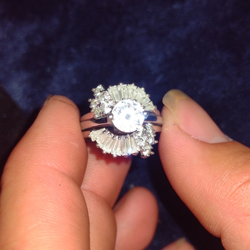 Platinum diamond ring